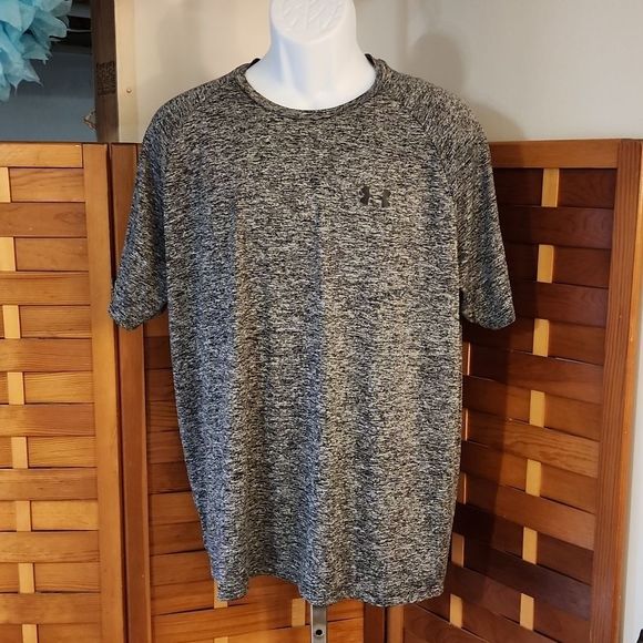 Under Armour men's TShirt - Picture 7 of 9